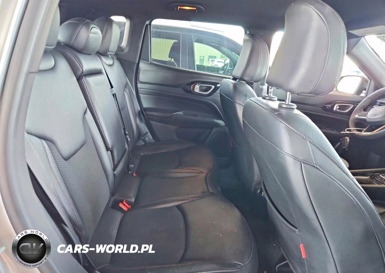 2025 Jeep Compass Trailhawk VIN:3C4NJDDN0ST551129 - 10