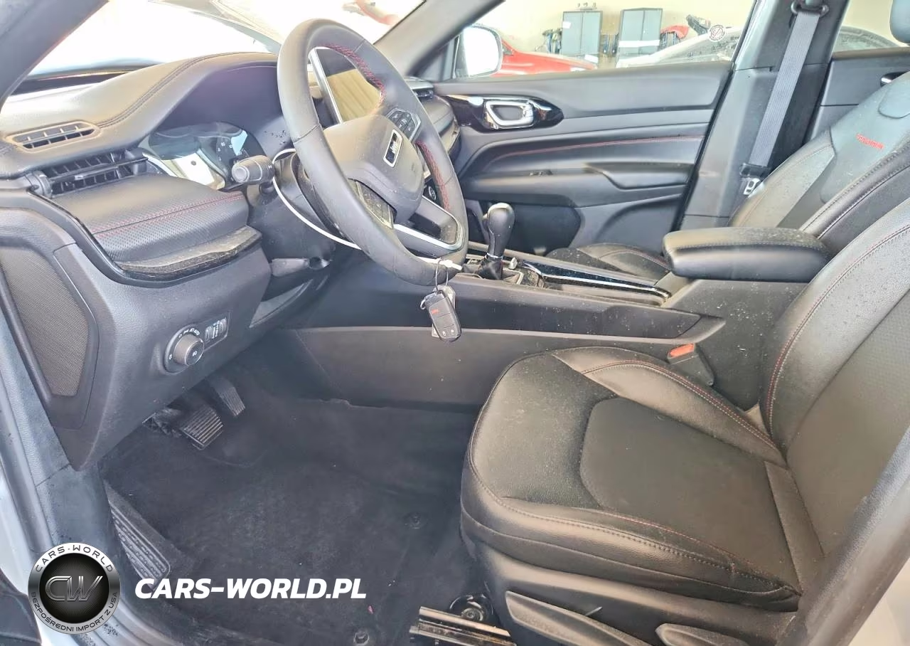 2025 Jeep Compass Trailhawk VIN:3C4NJDDN0ST551129 - 7