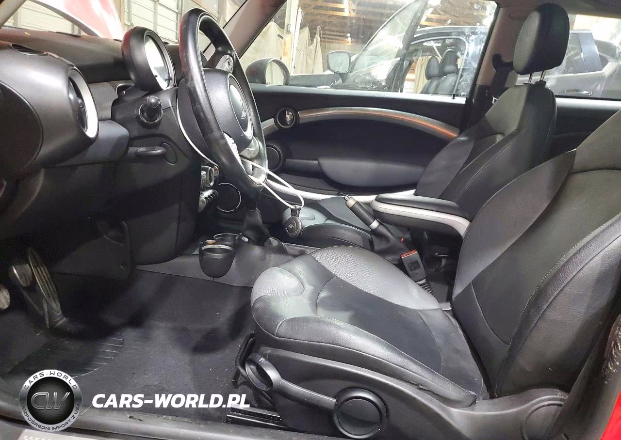 2008 Mini Cooper S VIN:WMWMF73538TT87411 - 7