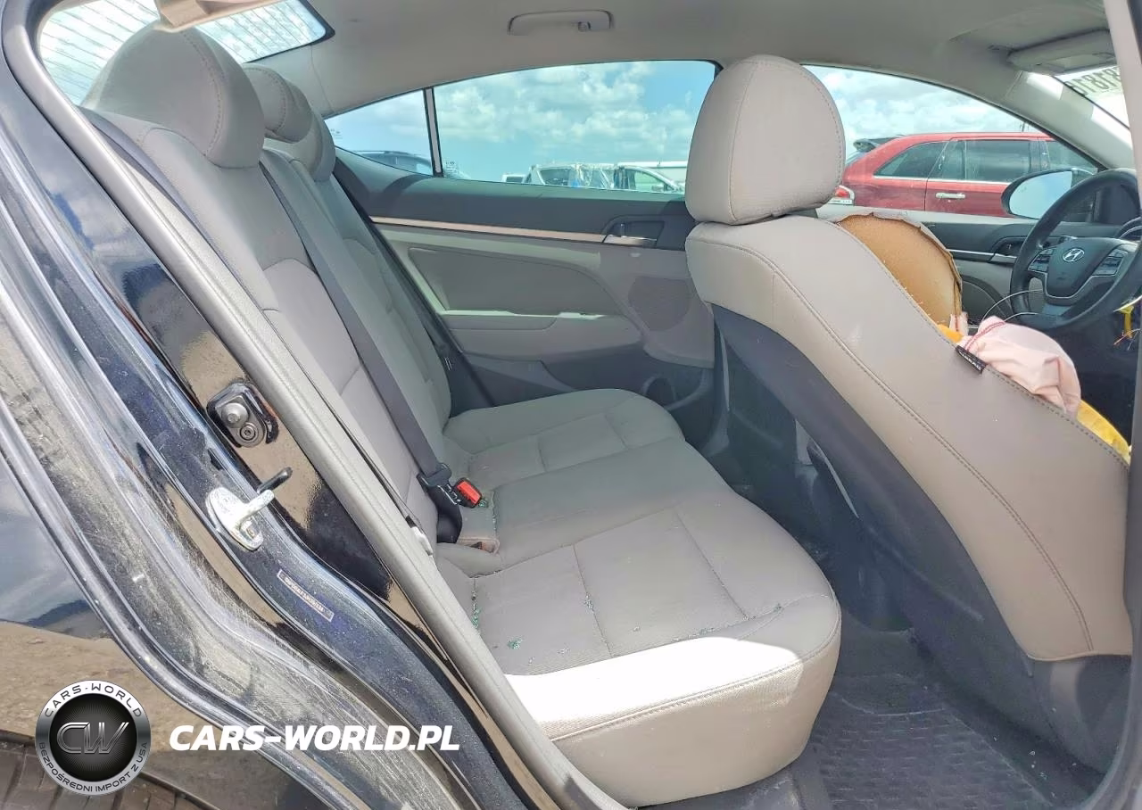 2018 Hyundai Elantra Sel VIN:5NPD84LF3JH391134 - 10