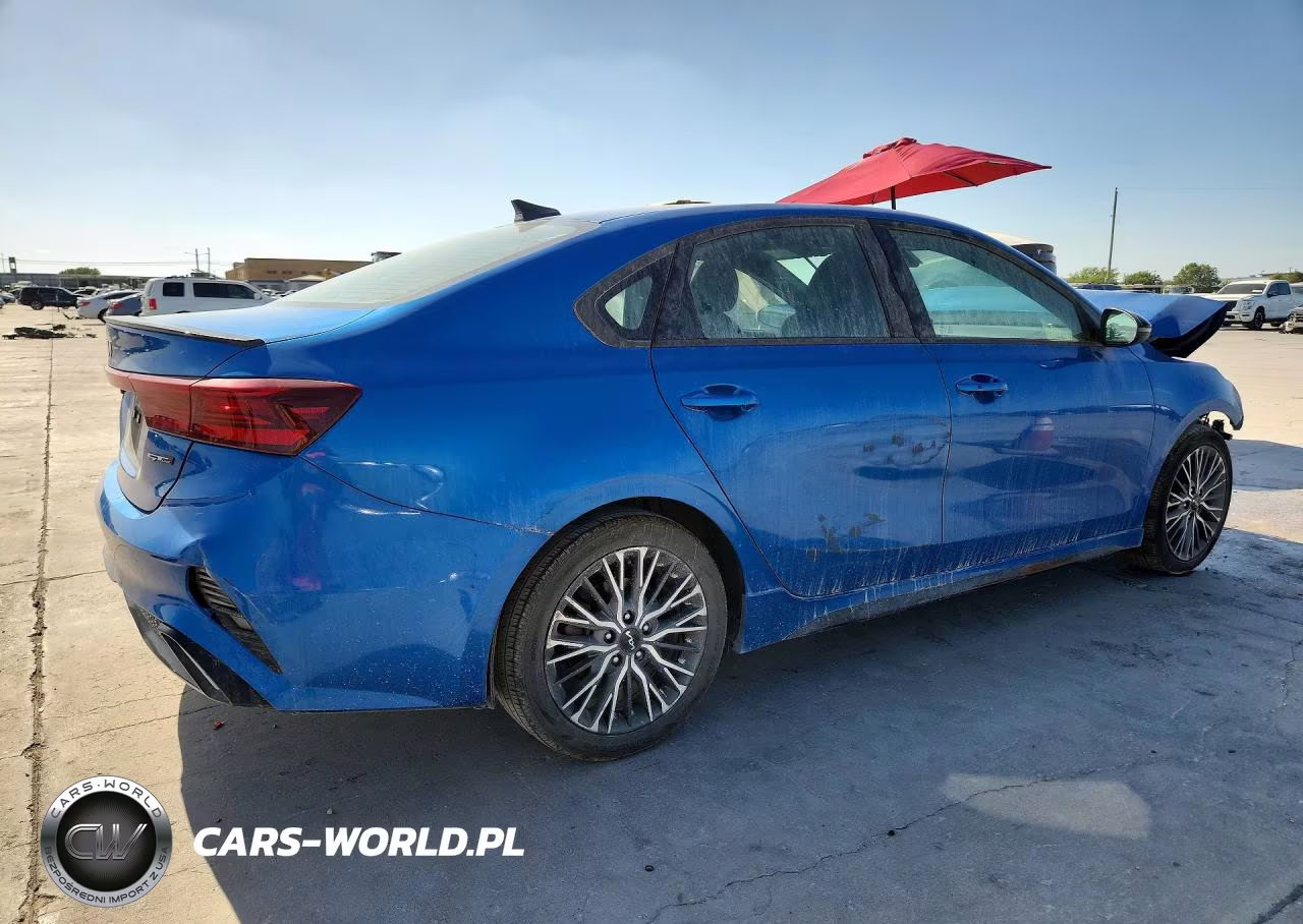 2022 Kia Forte Gt Line VIN:3KPF54AD4NE485780 - 3