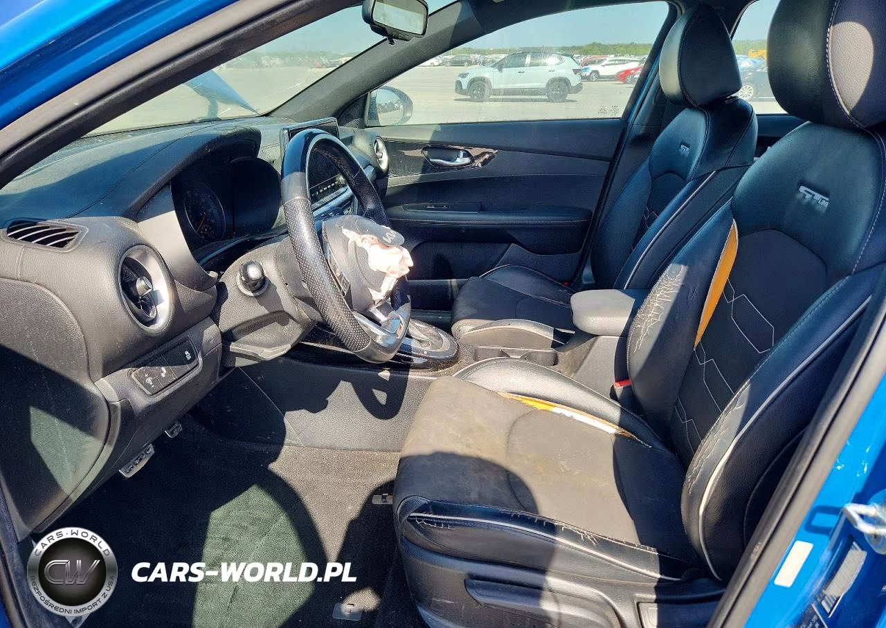 2022 Kia Forte Gt Line VIN:3KPF54AD4NE485780 - 7