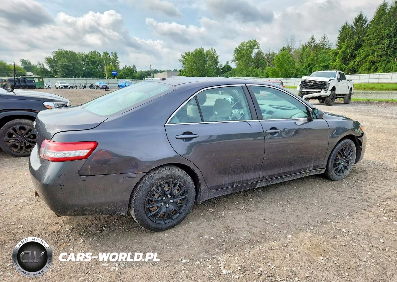 2011 Toyota Camry Le VIN:4T1BF3EK1BU597119 - 3