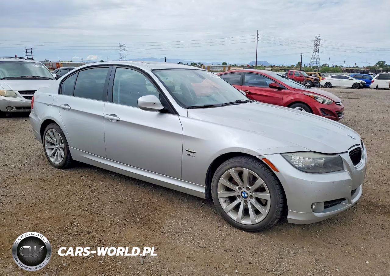 2011 BMW 328 Xi VIN:WBAPK7C50BF088005 - 4
