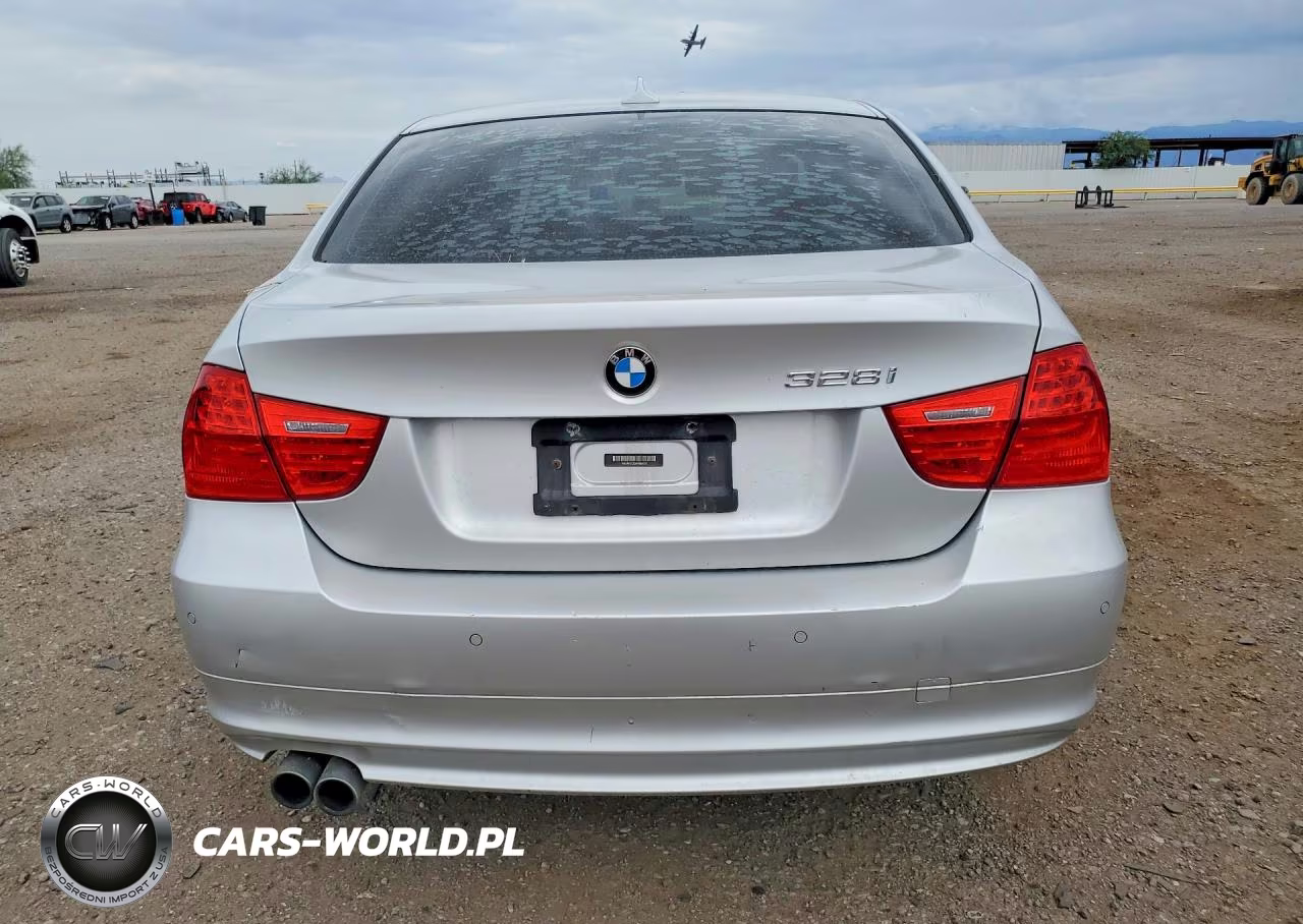 2011 BMW 328 Xi VIN:WBAPK7C50BF088005 - 6
