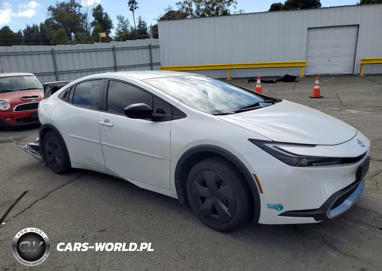 2024 Toyota Prius Prime Se VIN:JTDACACU4R3039038 - 4