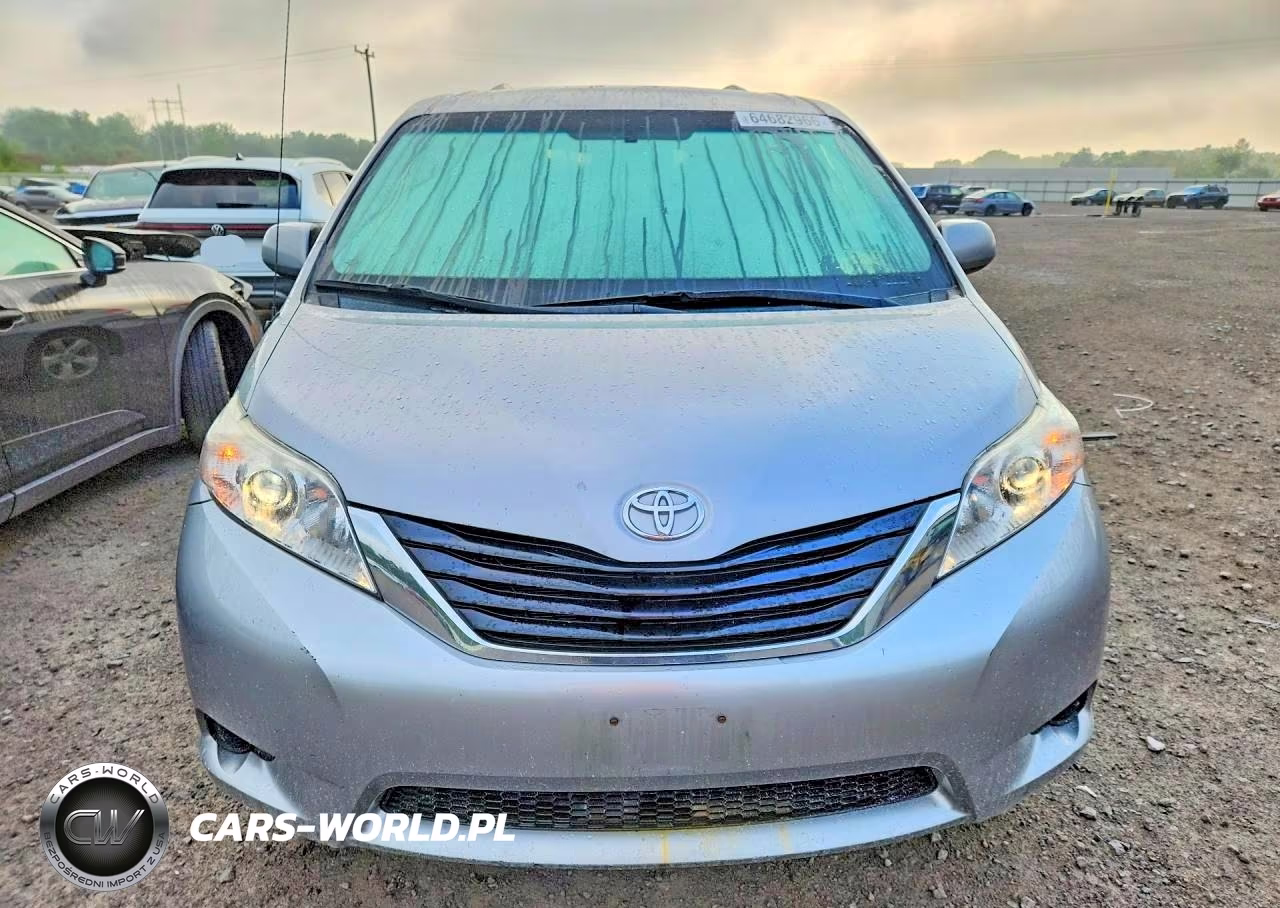 2011 Toyota Sienna Le VIN:5TDKK3DC5BS031009 - 5