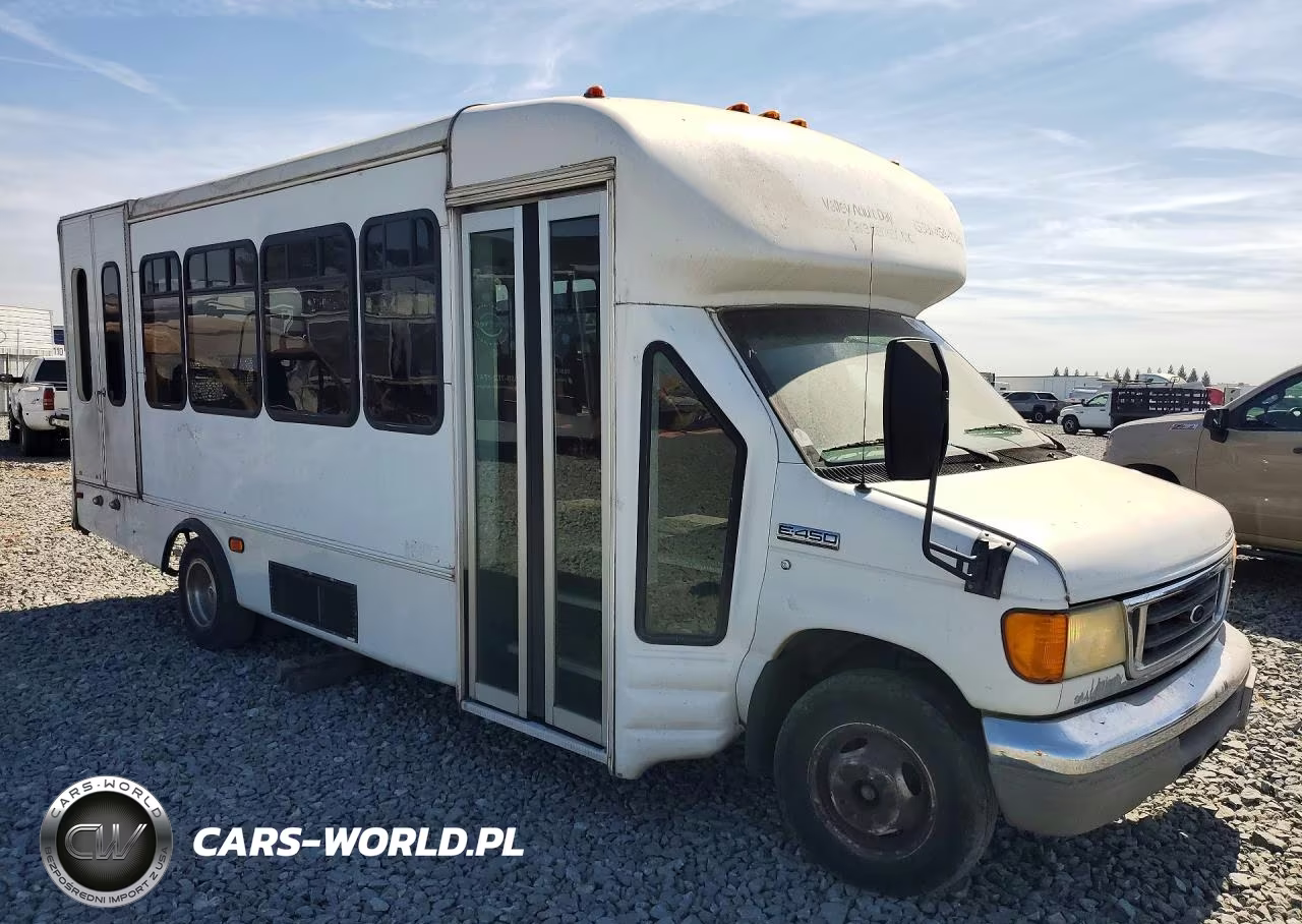 2007 Ford Econoline E450 Super Duty Cutaway Van VIN:1FDXE45S77DB30132 - 4