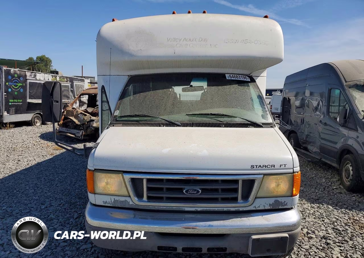 2007 Ford Econoline E450 Super Duty Cutaway Van VIN:1FDXE45S77DB30132 - 5