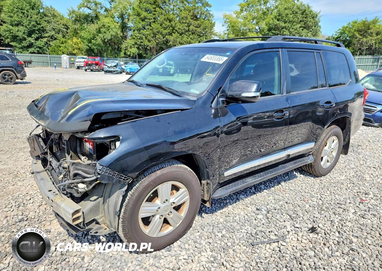 2015 Toyota Land Cruiser Base