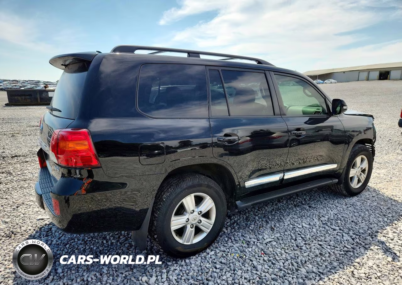 2015 Toyota Land Cruiser Base VIN:JTMHY7AJ3F4031921 - 3