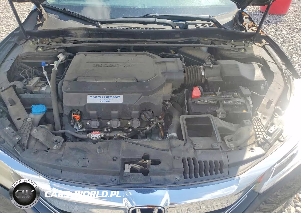 2017 Honda Accord Touring VIN:1HGCR3F98HA026315 - 11