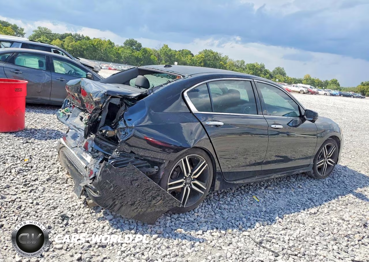 2017 Honda Accord Touring VIN:1HGCR3F98HA026315 - 3
