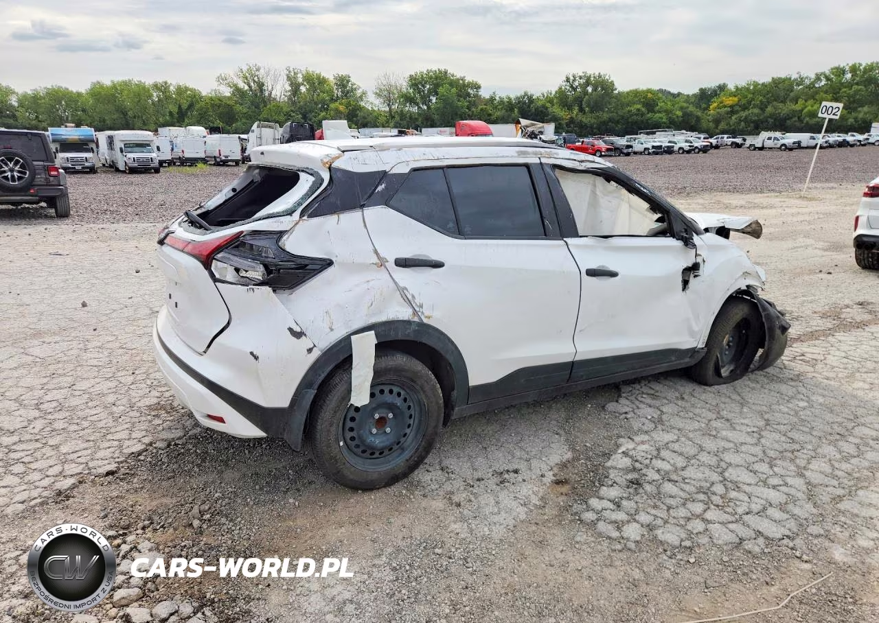 2025 Nissan Kicks Play S VIN:3N1CP5BV7SL499029 - 3