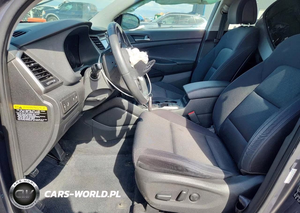 2017 Hyundai Tucson Sport VIN:KM8J3CA23HU489927 - 7