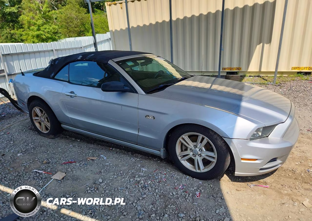 2013 Ford Mustang VIN:1ZVBP8EM0D5280359 - 4