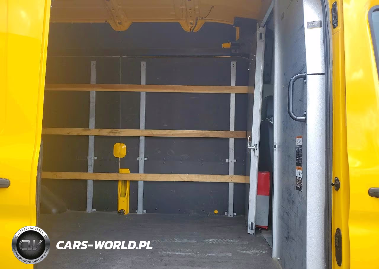 2023 Ford Transit T-250 VIN:1FTBR1X8XPKA25390 - 11