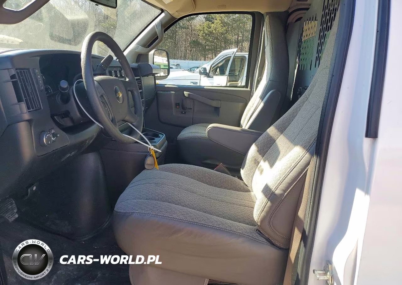 2023 Chevrolet Express G2500 Utility - Service Van VIN:1GCWGAFPXP1258143 - 7