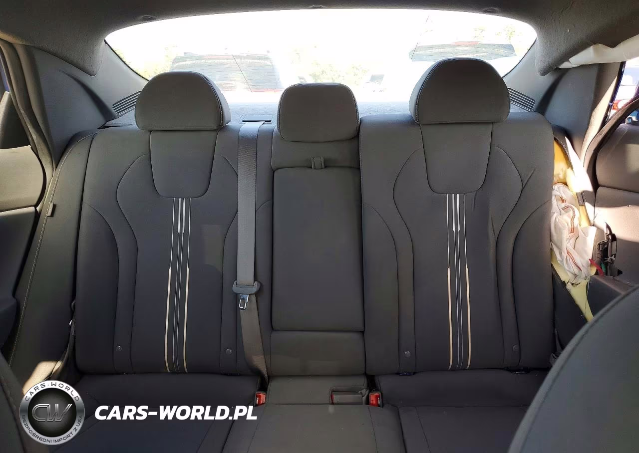 2025 Hyundai Elantra Sel Convenience VIN:KMHLS4DGXSU880573 - 10