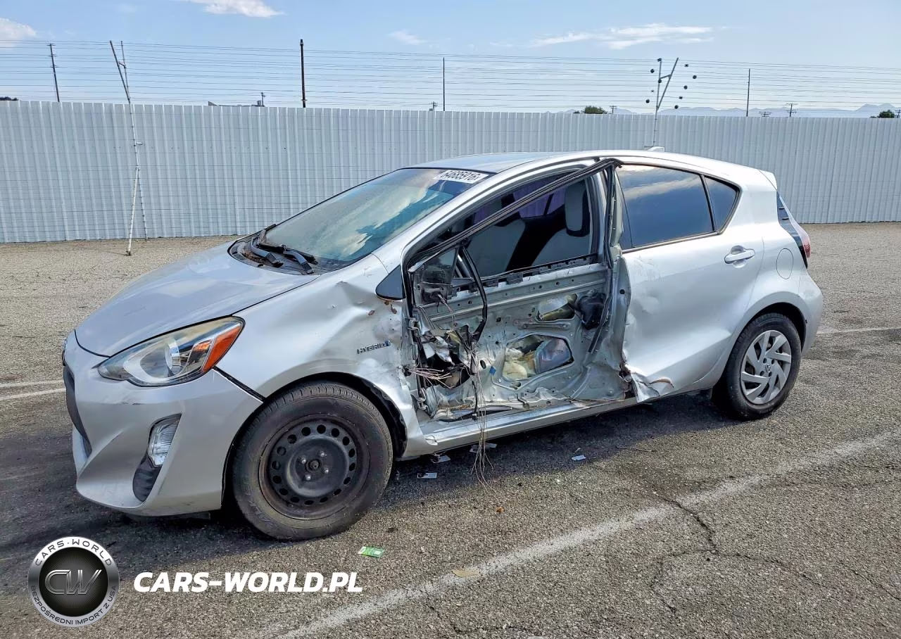 2016 Toyota Prius C One – zdjęcie 1 z 12
