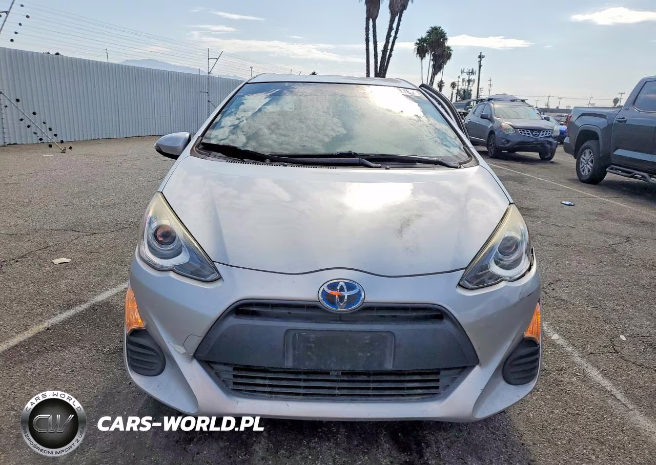 2016 Toyota Prius C One VIN:JTDKDTB33G1115976 - 5