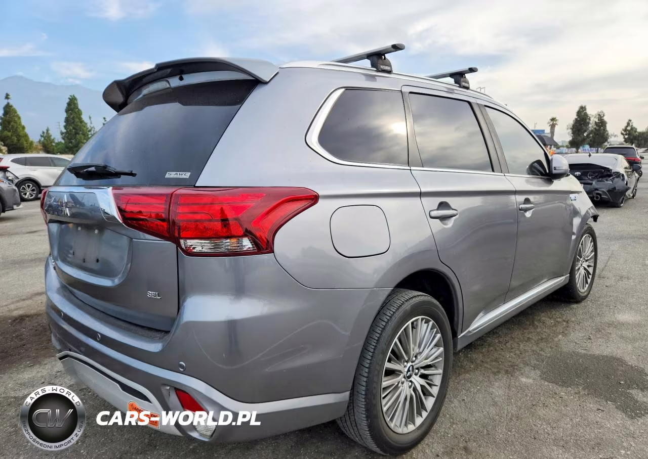 2020 Mitsubishi Outlander Sel VIN:JA4J24A58LZ009880 - 3