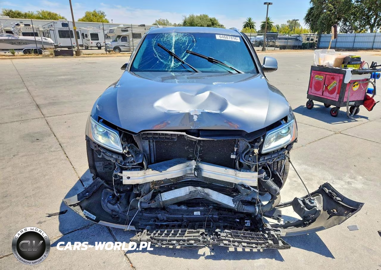 2016 Audi Q5 Premium Plus VIN:WA1L2AFPXGA003844 - 5