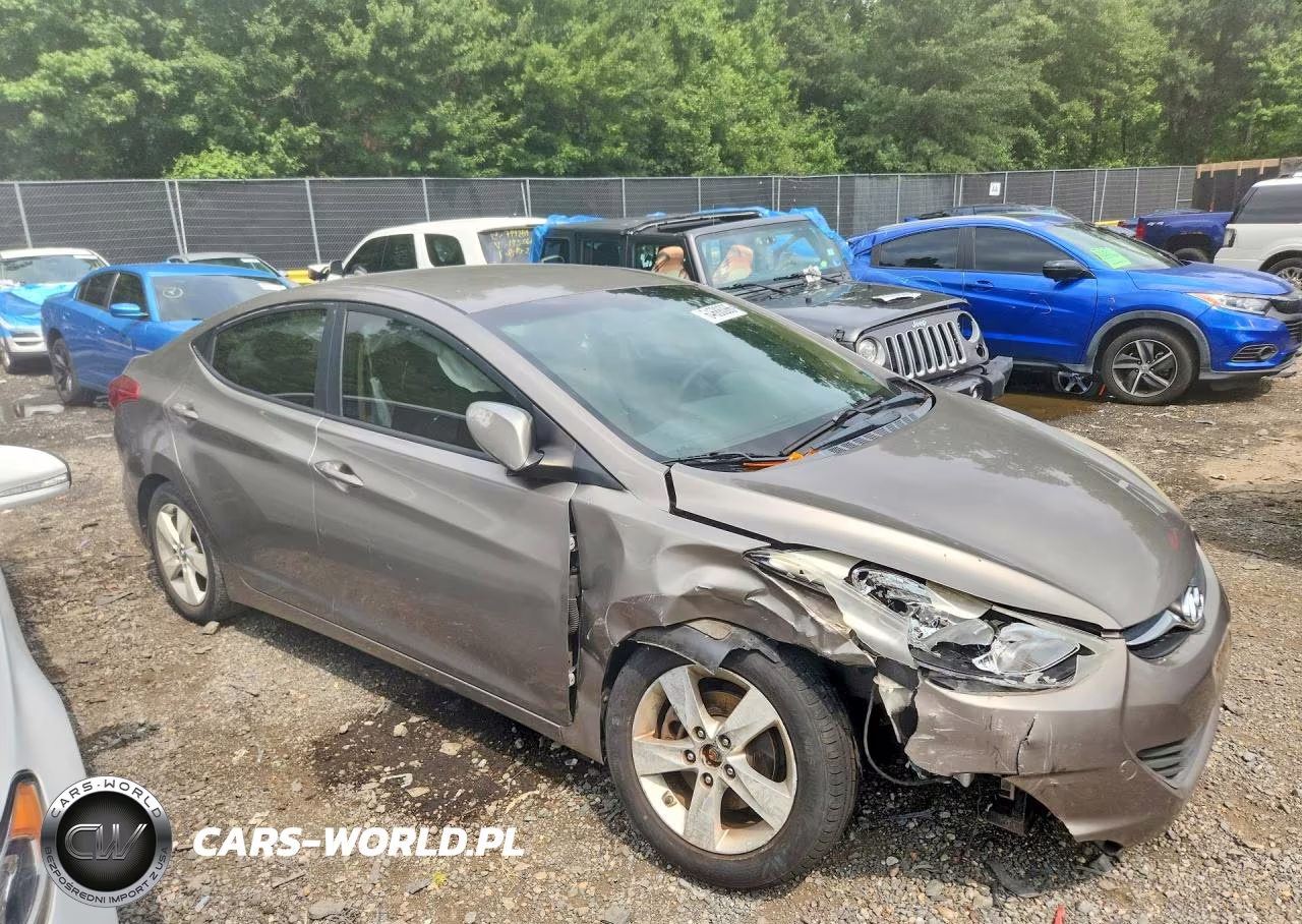 2012 Hyundai Elantra Gls VIN:5NPDH4AEXCH122447 - 4