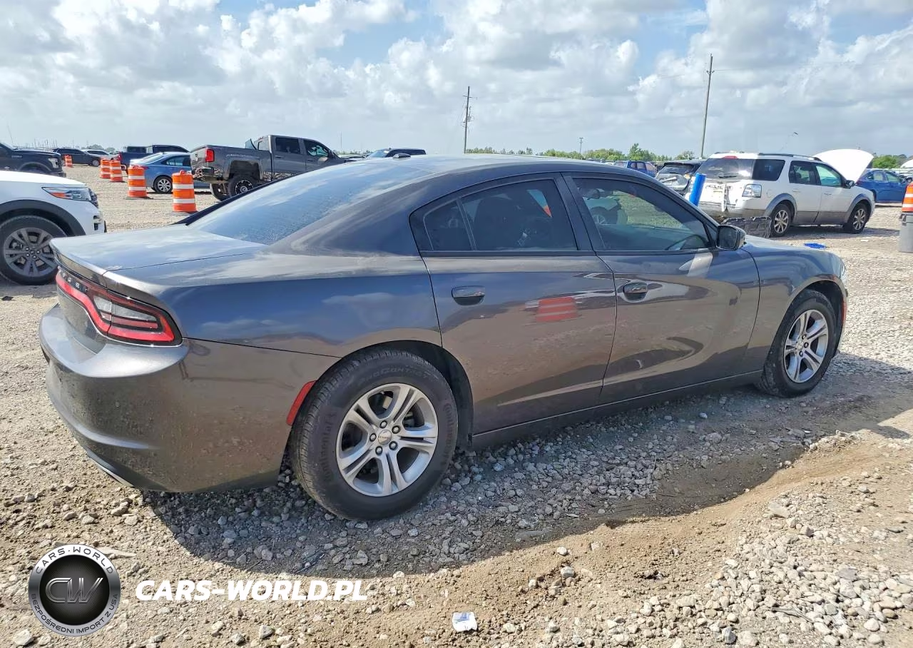 2022 Dodge Charger Sxt VIN:2C3CDXBG0NH169379 - 3