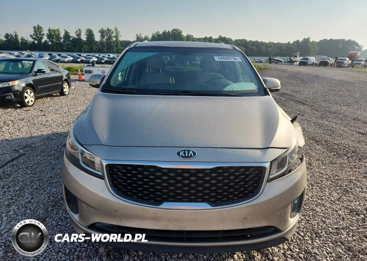 2015 Kia Sedona Lx VIN:KNDMB5C19F6043948 - 5