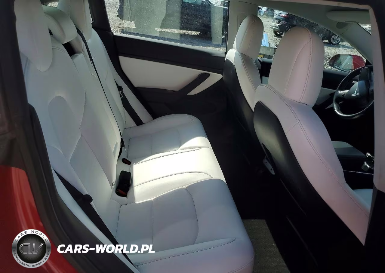 2018 Tesla Model 3 VIN:5YJ3E1EB6JF135162 - 10