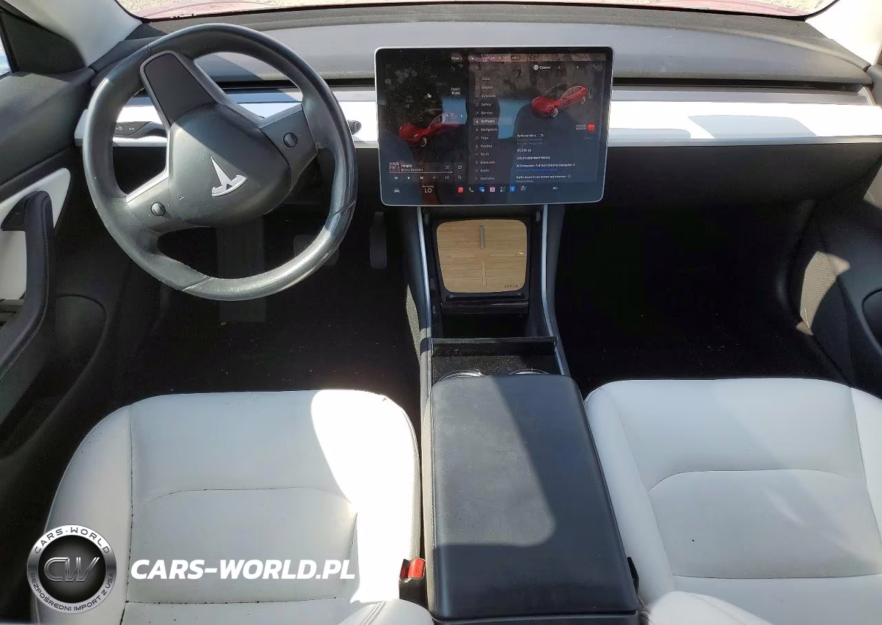 2018 Tesla Model 3 VIN:5YJ3E1EB6JF135162 - 8