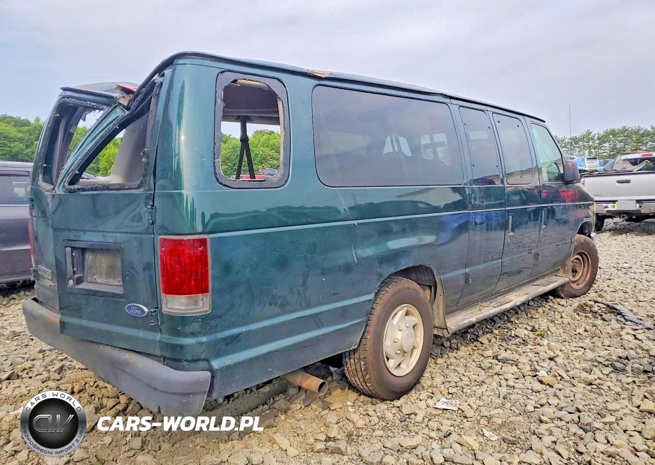 2008 Ford Econoline E350 Super Duty Wagon VIN:1FBSS31L58DB22648 - 3
