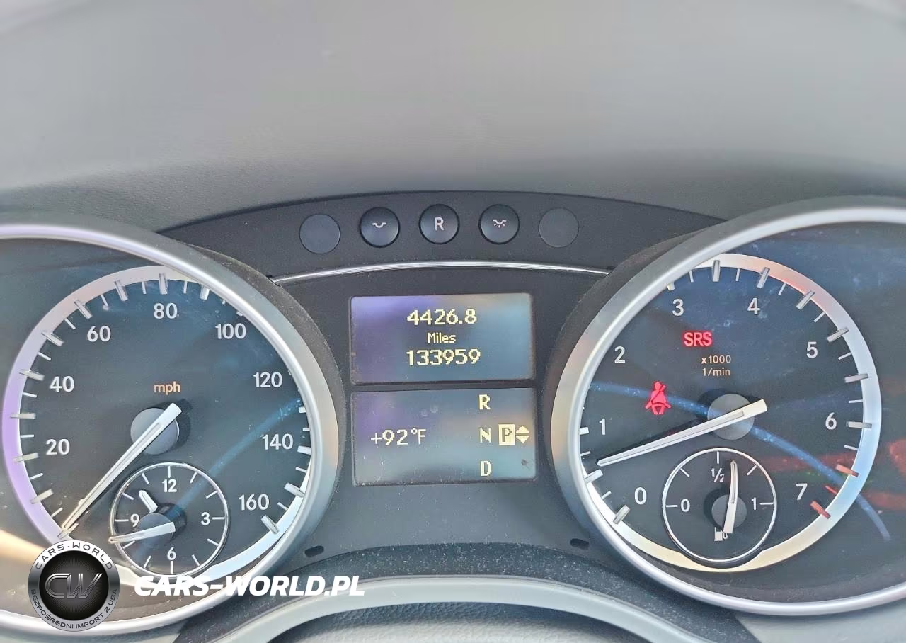 2011 Mercedes-Benz Gl 450 4Matic VIN:4JGBF7BE6BA644779 - 9