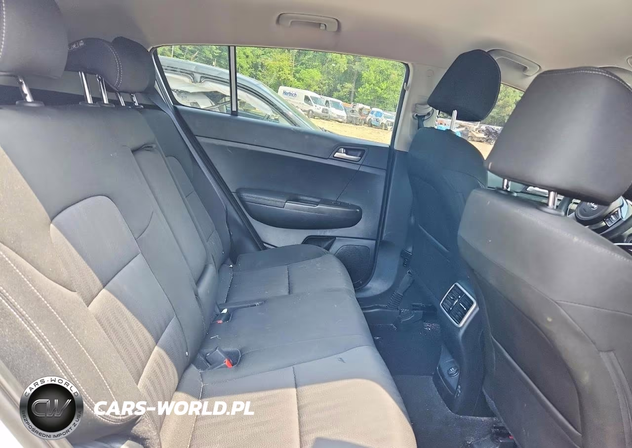 2022 Kia Sportage Lx VIN:KNDPMCAC2N7007267 - 11