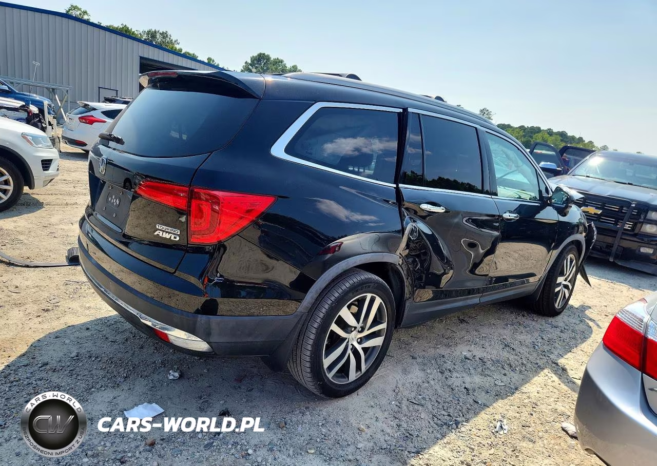 2016 Honda Pilot Touring VIN:5FNYF6H91GB012919 - 3