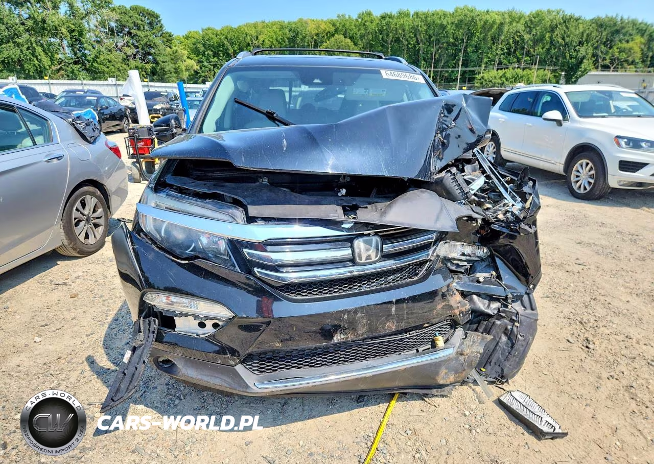 2016 Honda Pilot Touring VIN:5FNYF6H91GB012919 - 5