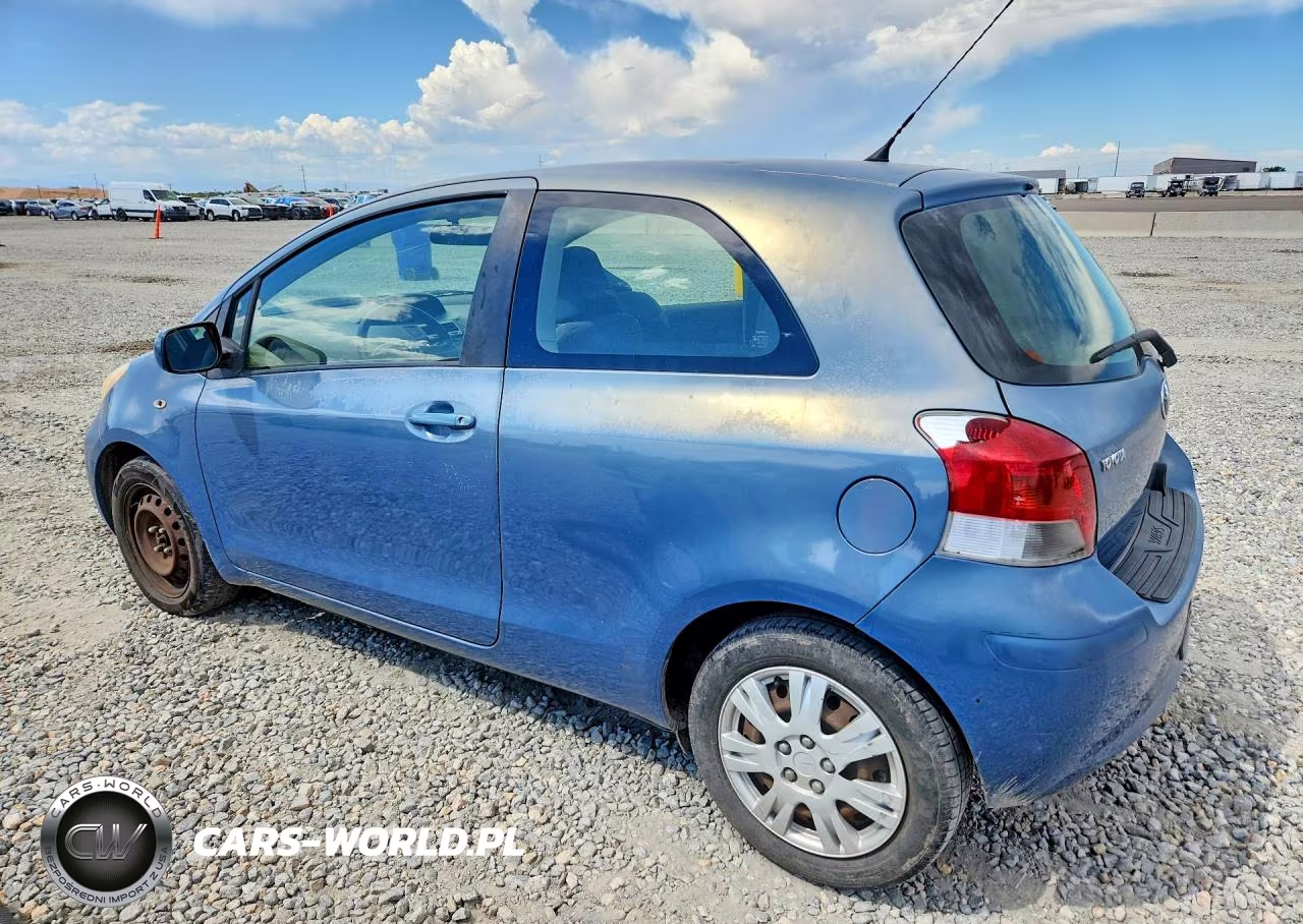 2011 Toyota Yaris Base VIN:JTDJT4K32B5329282 - 2
