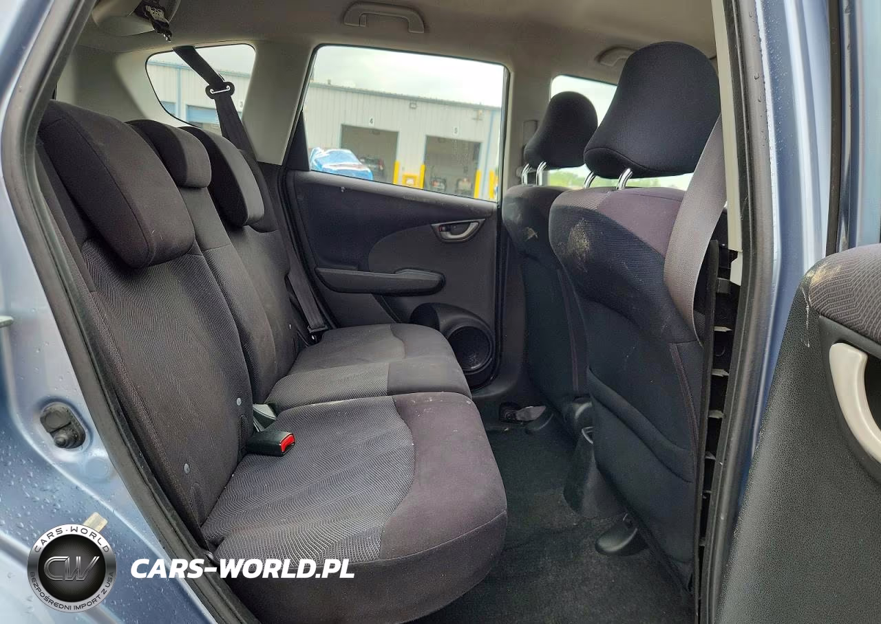 2011 Honda Fit Sport VIN:JHMGE8H5XBC003387 - 10
