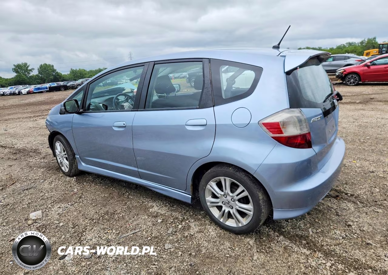 2011 Honda Fit Sport VIN:JHMGE8H5XBC003387 - 2