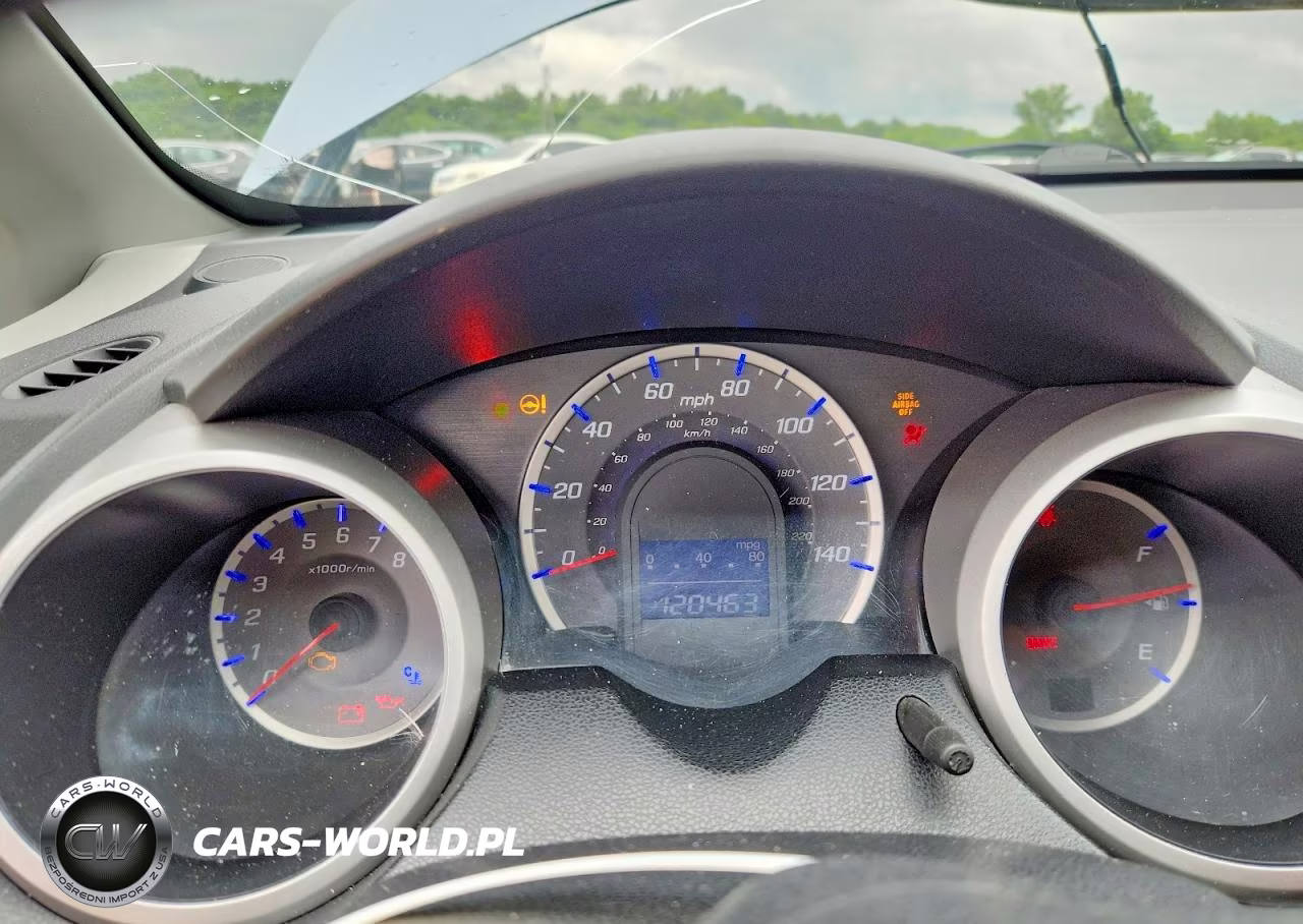 2011 Honda Fit Sport VIN:JHMGE8H5XBC003387 - 9