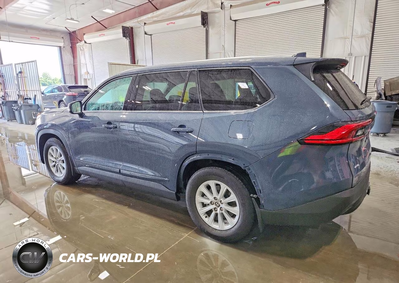 2024 Toyota Grand Highlander Xle VIN:5TDAAAB55RS040956 - 2