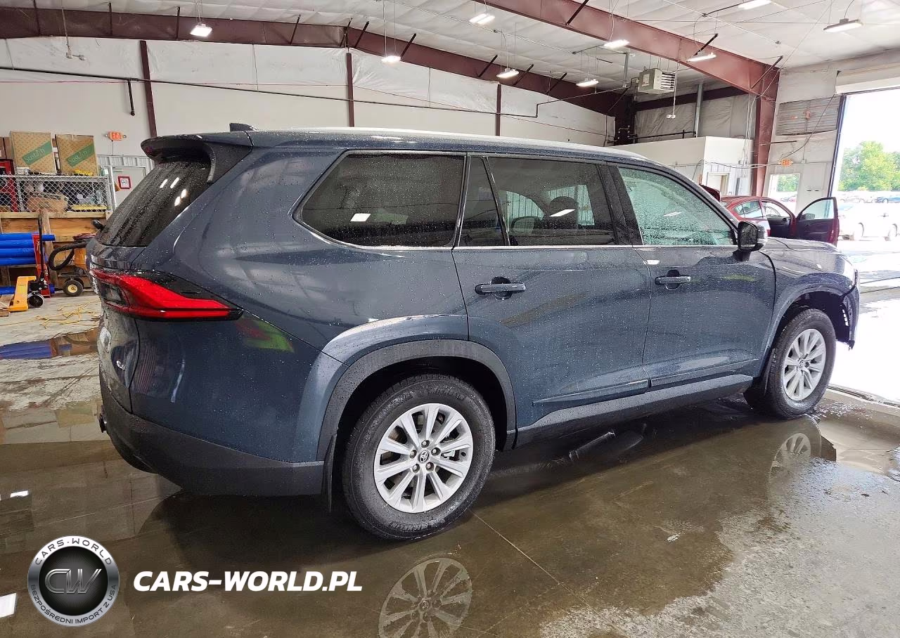 2024 Toyota Grand Highlander Xle VIN:5TDAAAB55RS040956 - 3