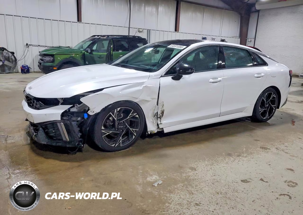 2025 Kia K5 Gt Line – zdjęcie 1 z 13
