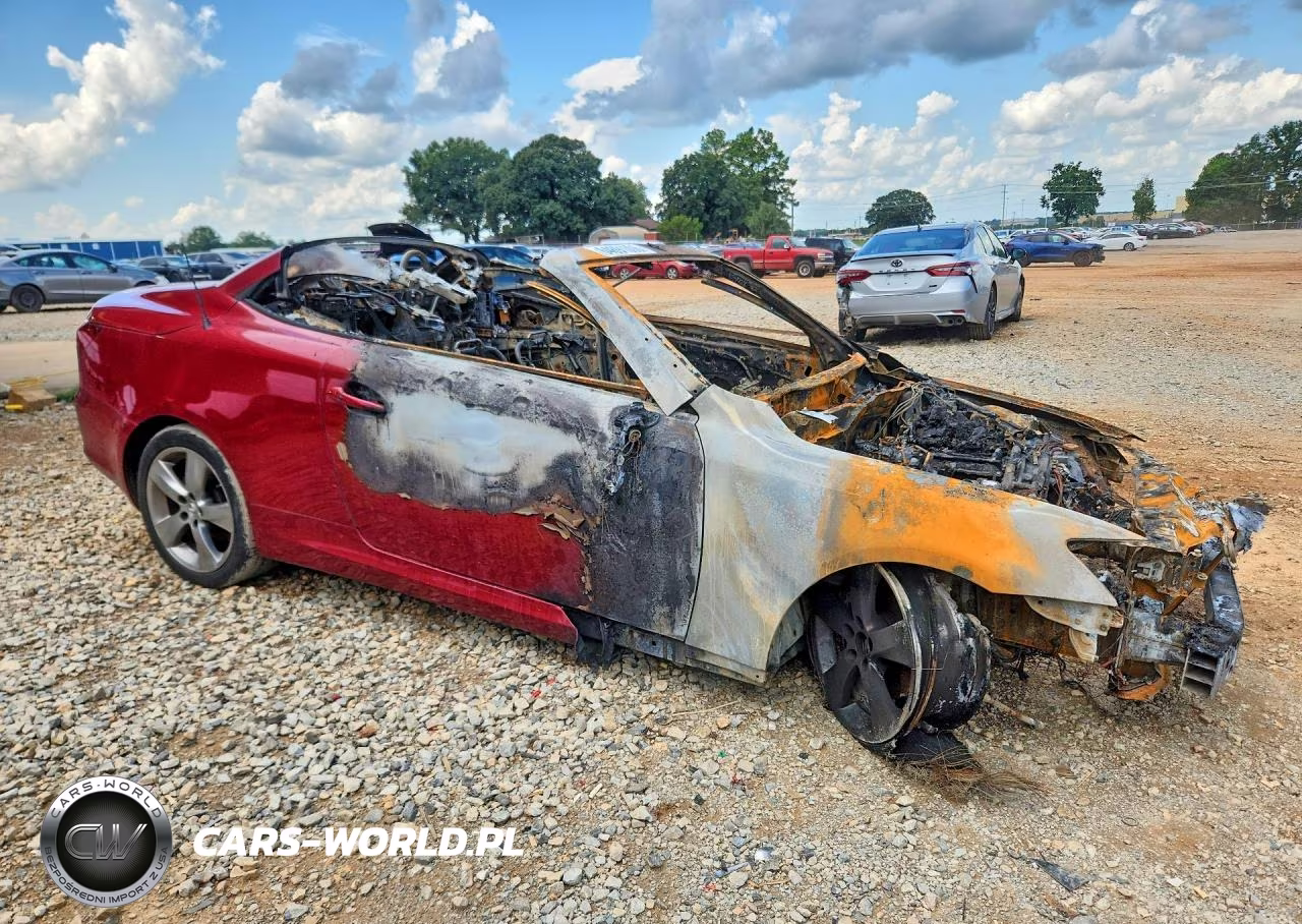 2010 Lexus Is 250C Base VIN:JTHFF2C20A2508460 - 4