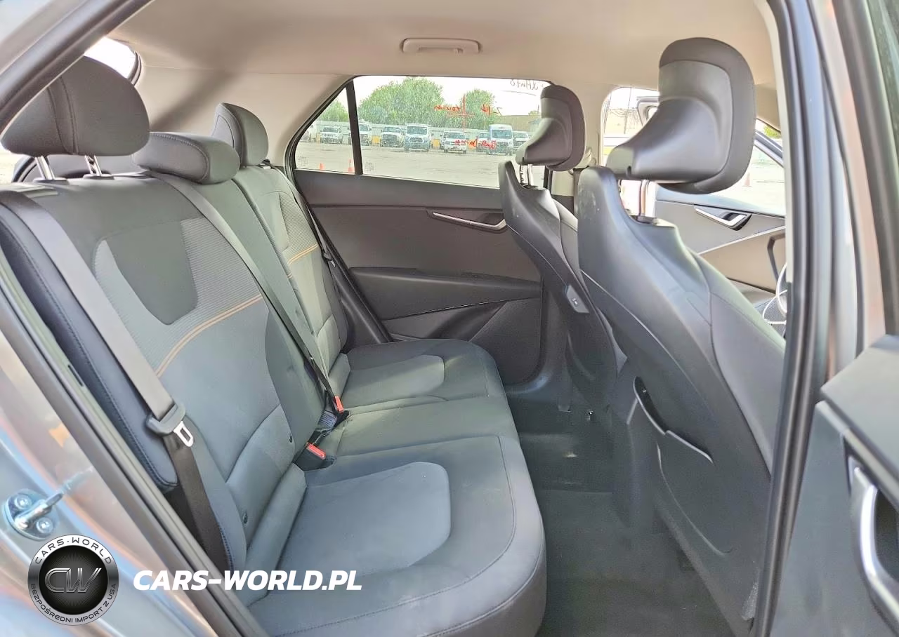 2026 Kia Niro Lx VIN:KNDCP3LE9T5362143 - 11