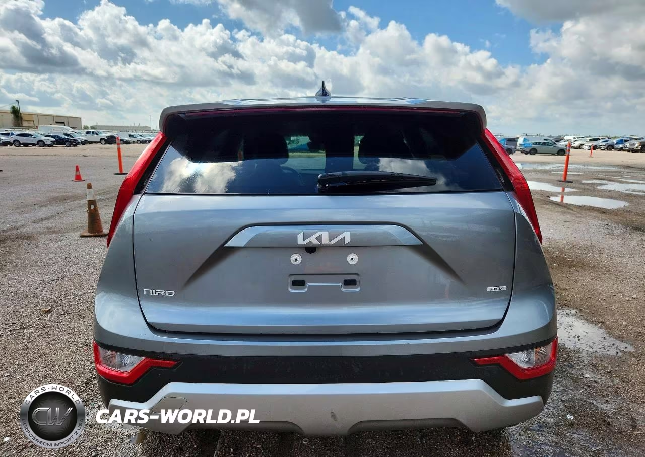 2026 Kia Niro Lx VIN:KNDCP3LE9T5362143 - 6