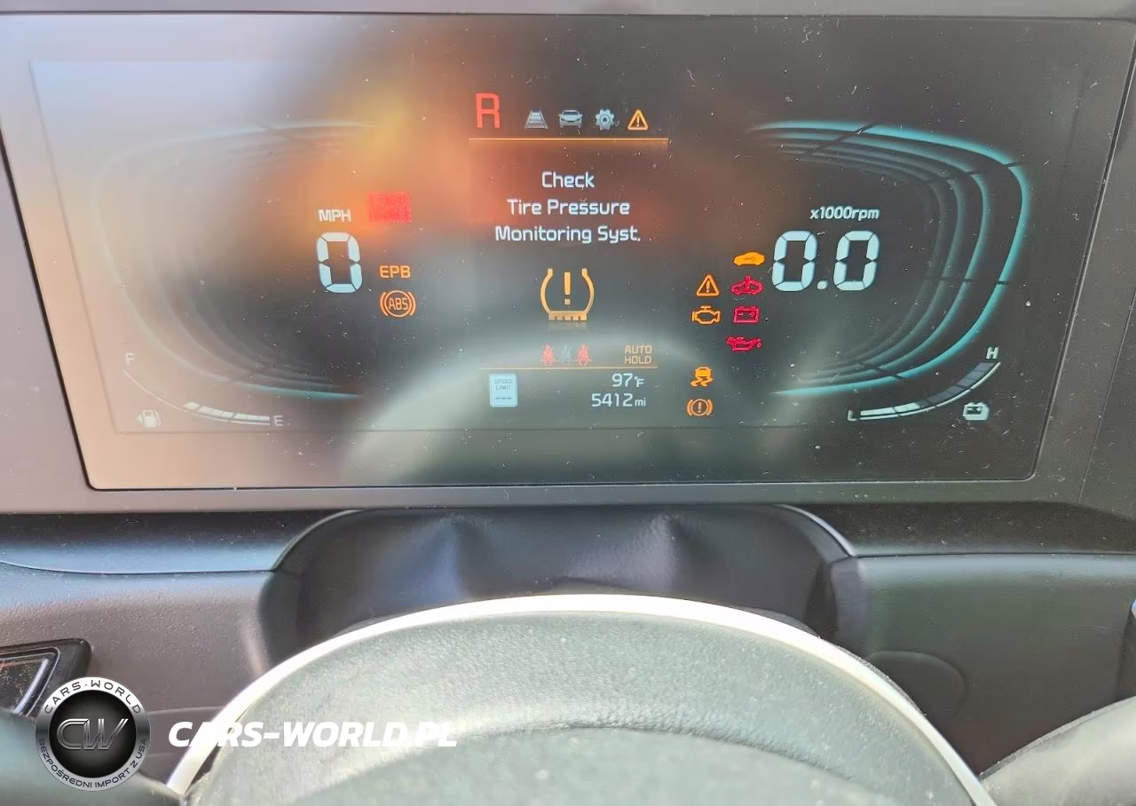 2026 Kia Niro Lx VIN:KNDCP3LE9T5362143 - 9