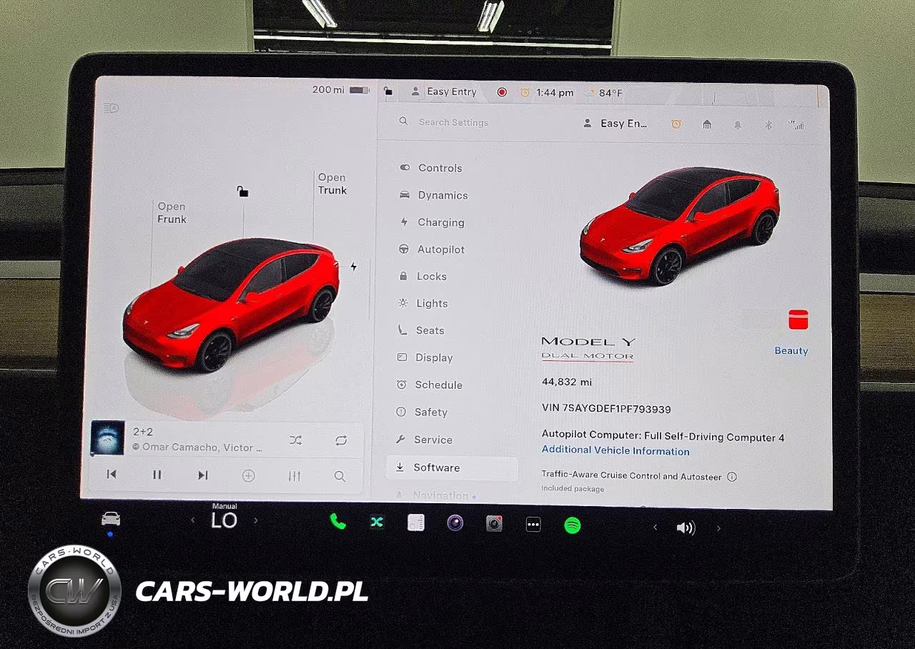 2023 Tesla Model Y VIN:7SAYGDEF1PF793939 - 9