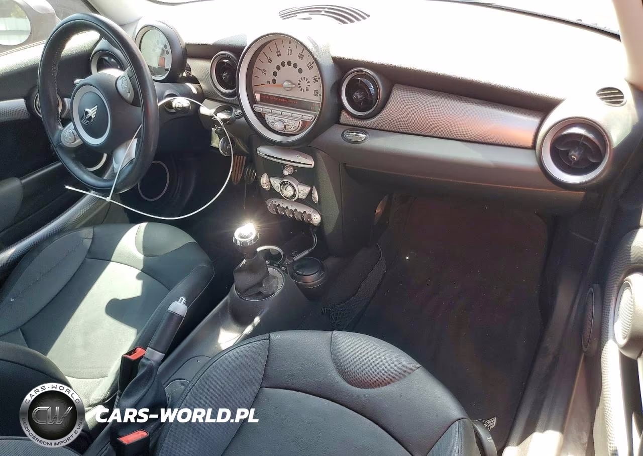 2009 Mini Cooper S VIN:WMWMF73569TT97366 - 8